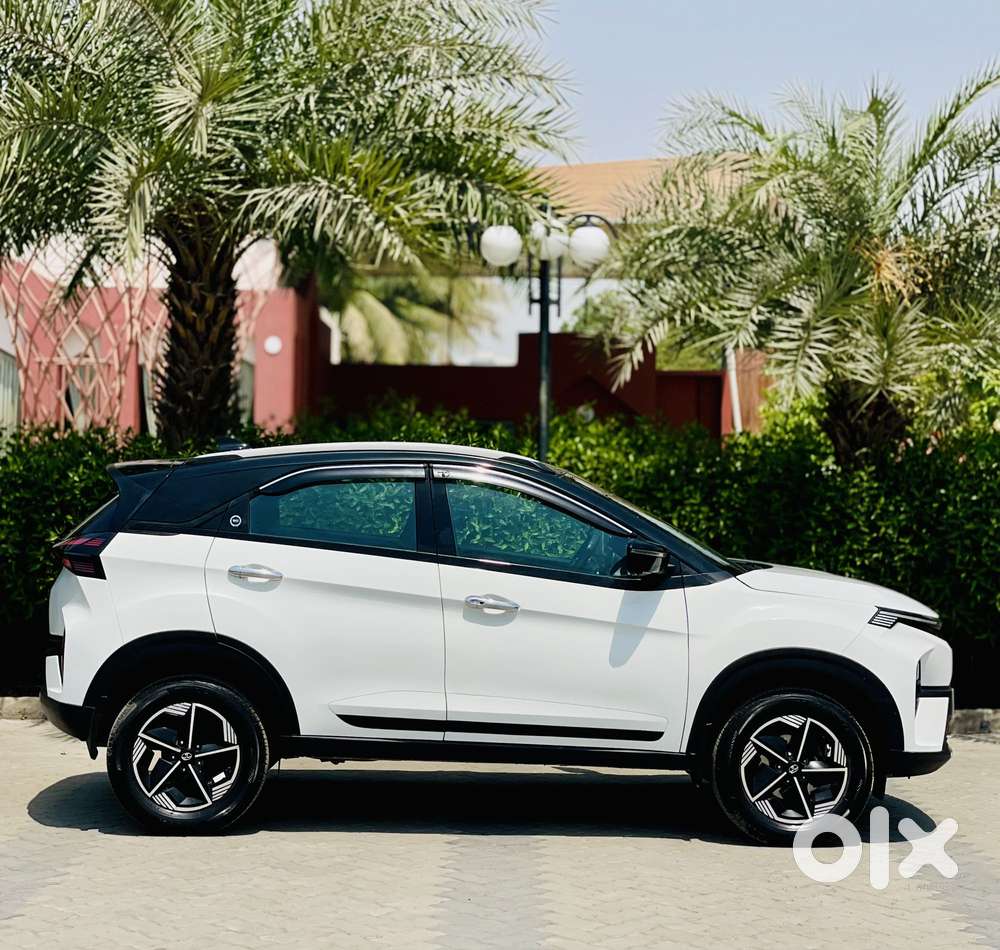 Tata Nexon Fearless Plus S 1.2 Revotron Petrol 6mt Dt, 2023, Petrol