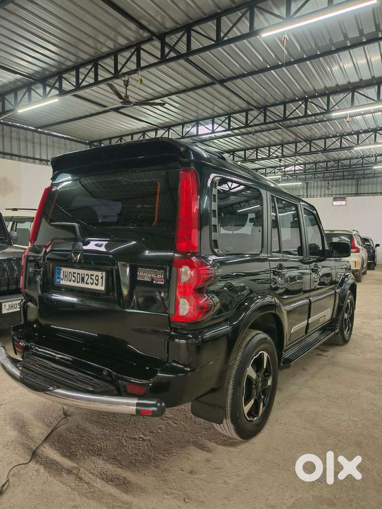 Mahindra Scorpio Classic 2.2 S 11 Mt 7 Str, 2024, Diesel