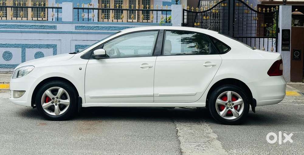 Skoda Rapid 1.5 Tdi Cr Elegance Plus, 2012, Diesel