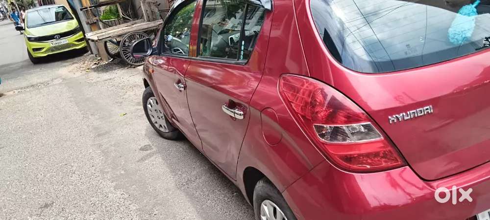 Hyundai I20 2011 Petrol 80000 Km Driven