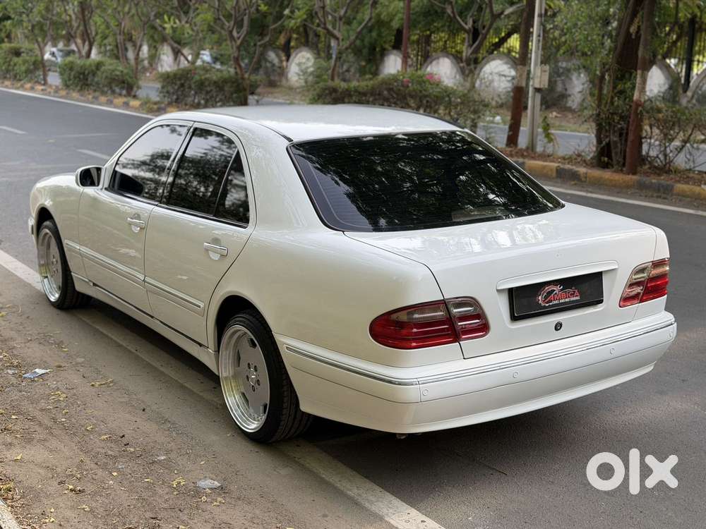 Mercedes-benz E-class 240 V6 At, 2001, Petrol