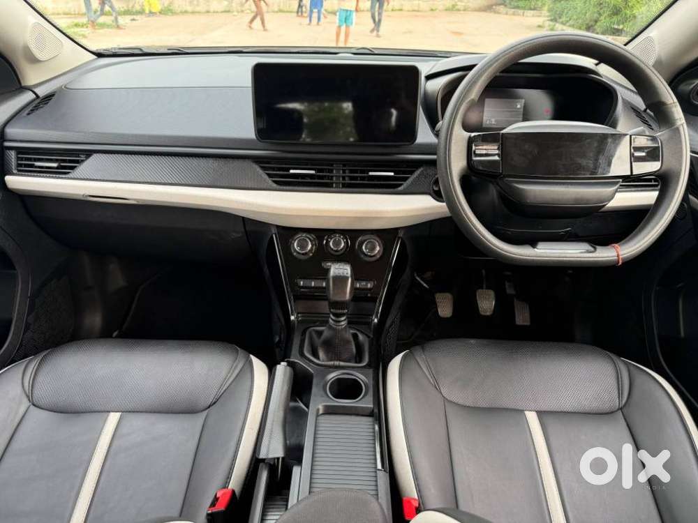 Tata Nexon Fearless Plus (ps) 1.2 Icng 6mt Red Dark Edition, 2026, C..