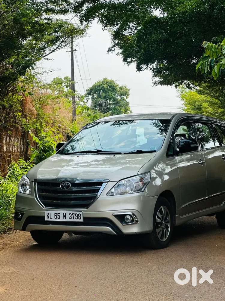 Toyota Innova Diesel 2014 Variant Z