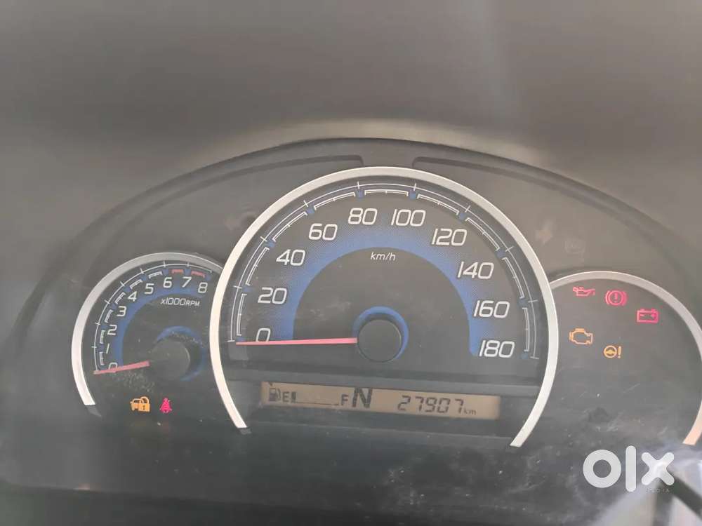 Maruti Suzuki Wagon R 1.0 2017 Petrol 27907 Km Driven Ladies Used