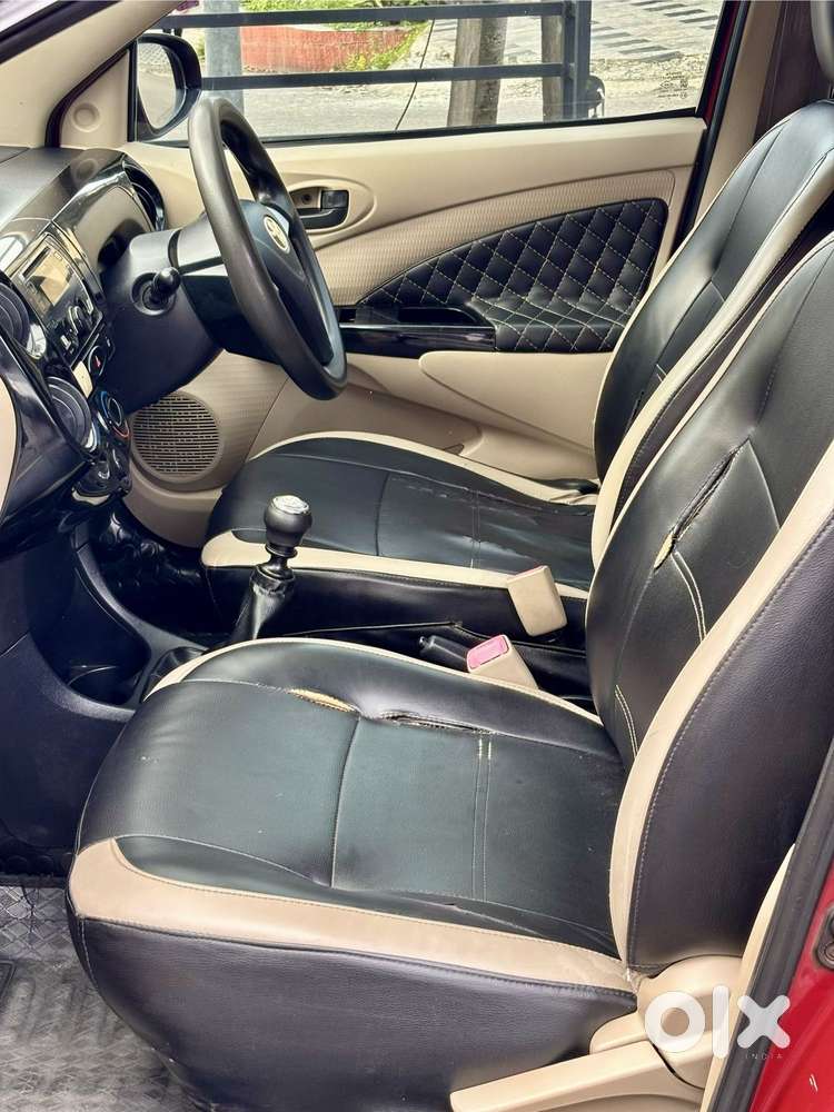Toyota Etios Liva Vd Dual Tone, 2017, Diesel