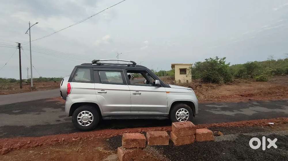Mahindra Tuv 300 2016