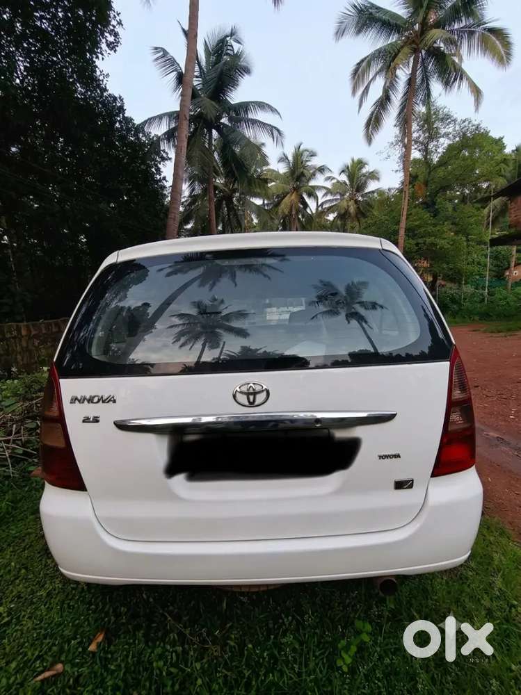 Toyota Innova 2.5 G,8 Seater,excellent Condition