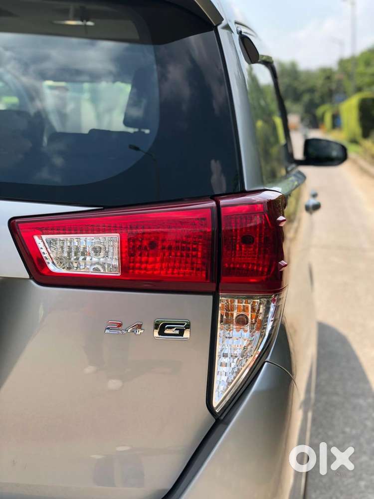 Toyota Innova Crysta [2020-ongoing] 2.4 Gx At 7 Str, 2022, Diesel