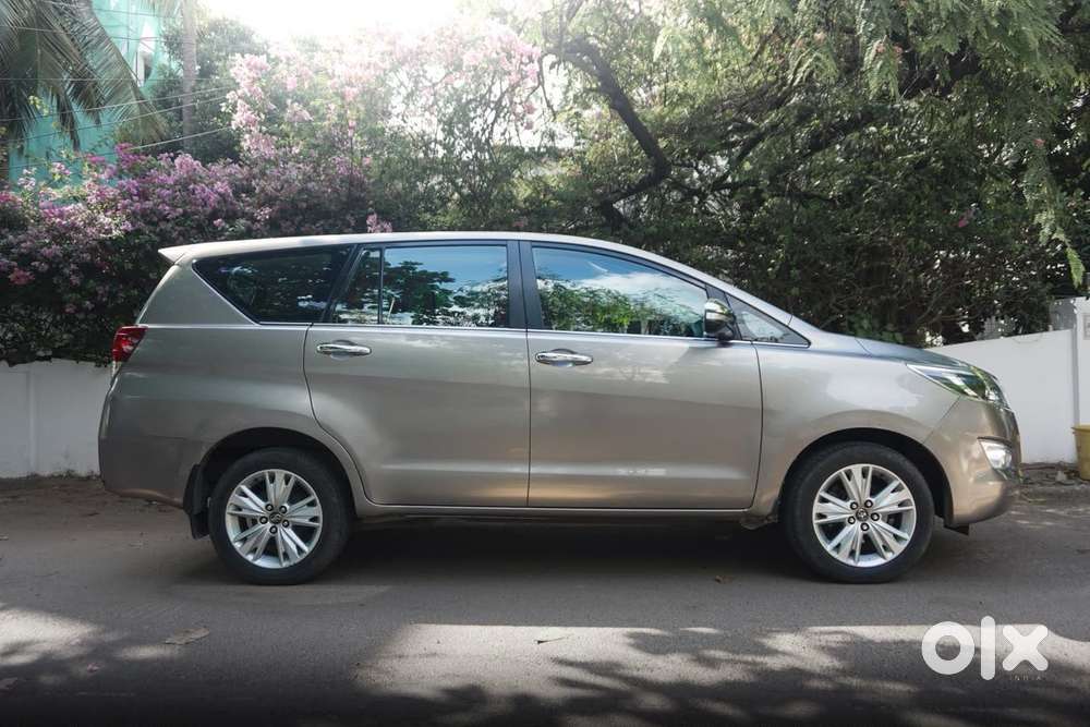 Toyota Innova Crysta 2.8 Z, 2016, Diesel