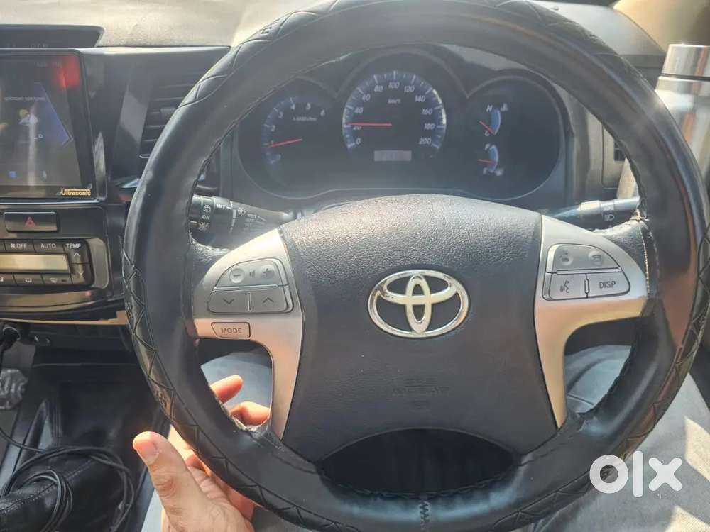 Toyota Fortuner 2015 Diesel 120000 Km Driven