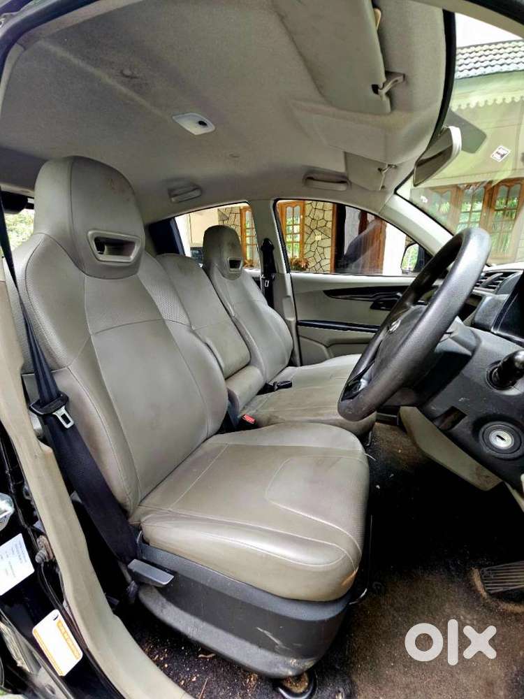 Mahindra Kuv 100 G80 K2, 2017, Petrol