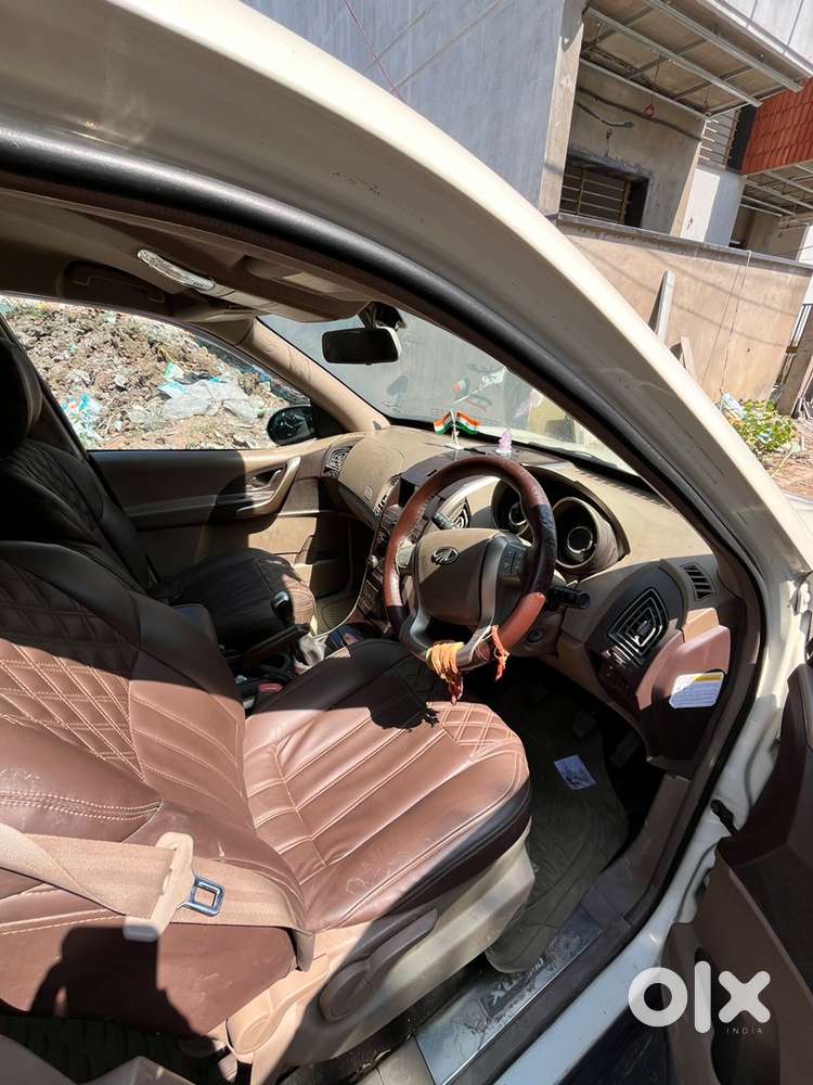 Mahindra Xuv500 W8 2015