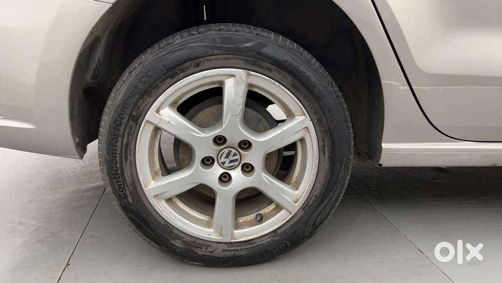 Volkswagen Vento 2010-2013 Petrol Highline, 2013, Petrol