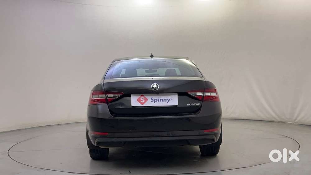 Skoda Superb [ ] 1.8 Style Tsi At, 2018, Petrol