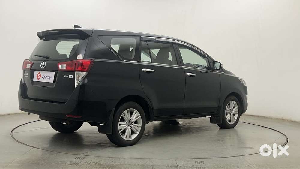 Toyota Innova Crysta [2020-ongoing] 2.4 Zx 7 Str, 2016, Diesel