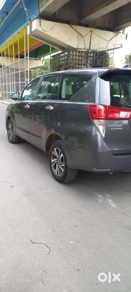 Toyota Innova Crysta [2020-ongoing] 2.4 Vx 8 Str, 2021, Diesel