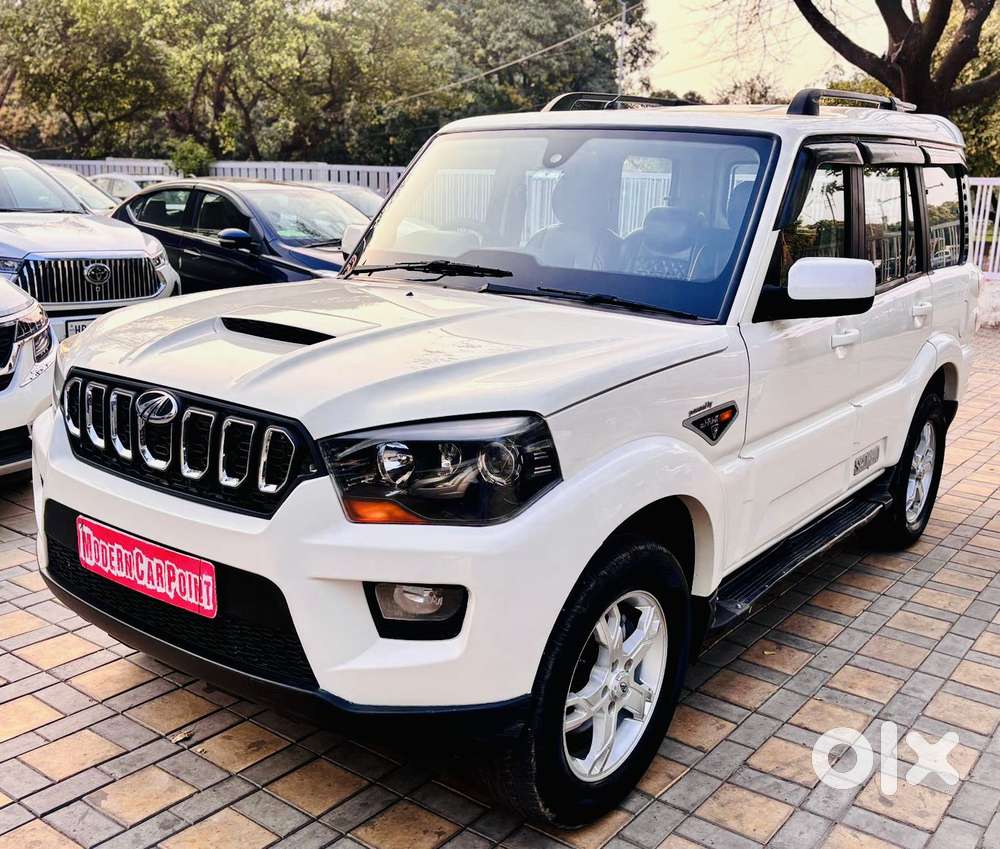 Mahindra Scorpio S10, 2016, Diesel