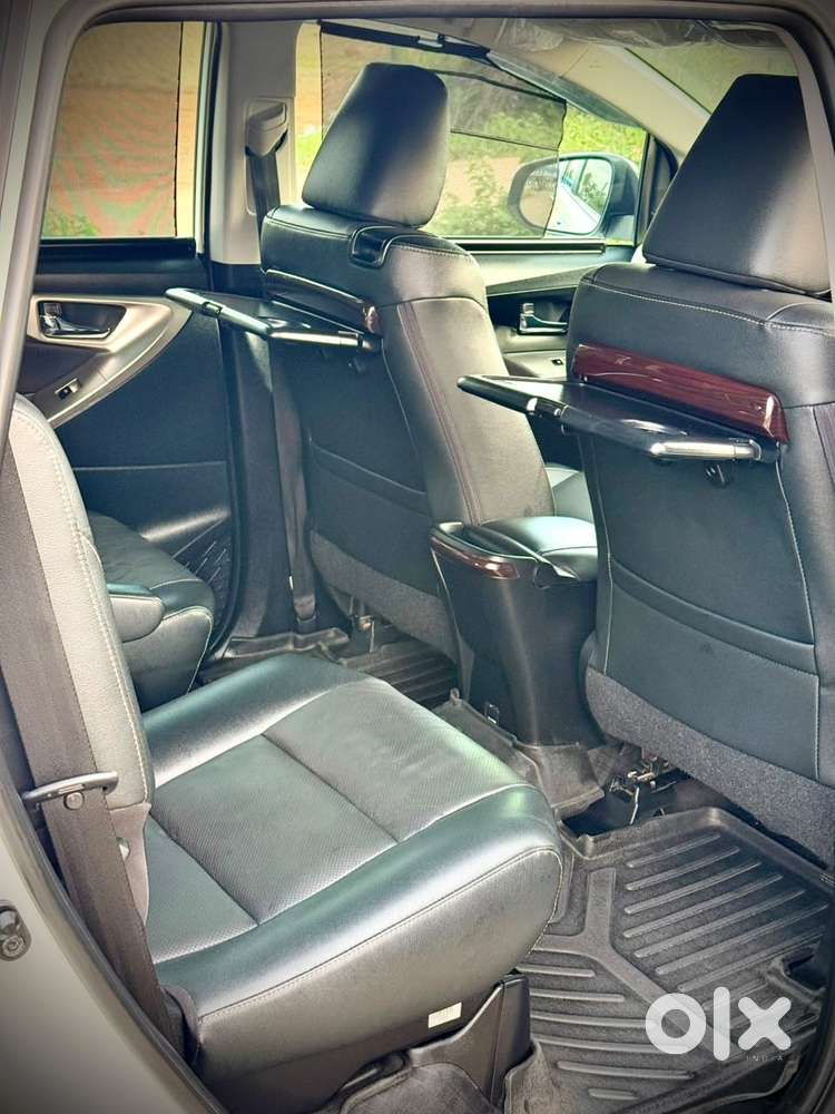 Toyota Innova Crysta Zx 2.4 Diesel 7 Seater, 2023, Diesel