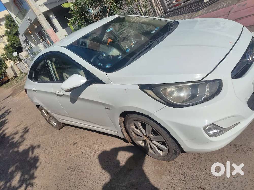 Hyundai Verna Diesel Manual 2012 Model