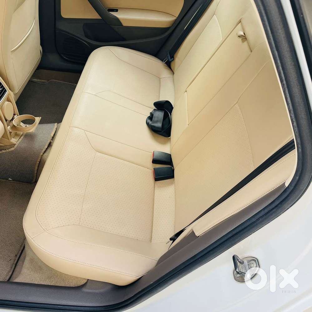 Volkswagen Vento 1.2 Tsi Highline Plus At, 2016, Petrol