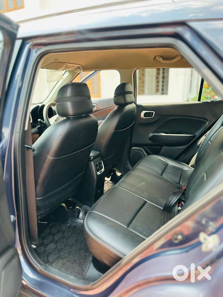 Hyundai Venue 1.2 S Plus, 2020, Petrol