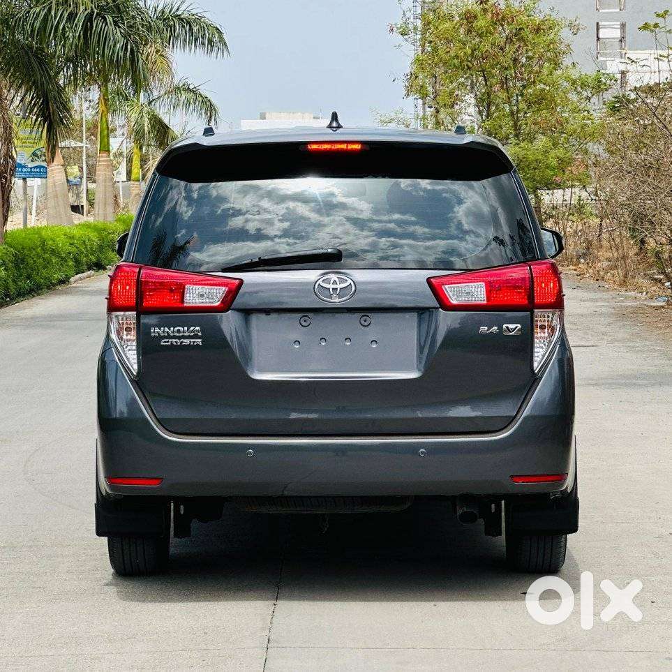 Toyota Innova Crysta 2.4 V, 2018, Diesel