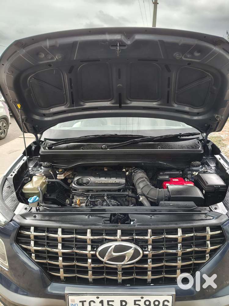 Hyundai Venue Sx+ At, 2020, Petrol