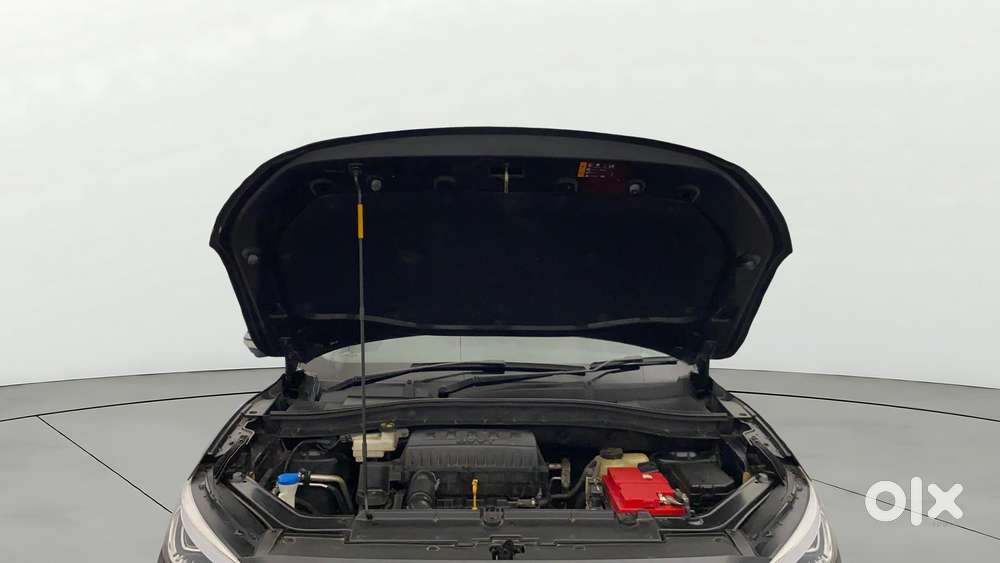 Mg Astor 1.5 Savvy Cvt S Red, 2022, Petrol