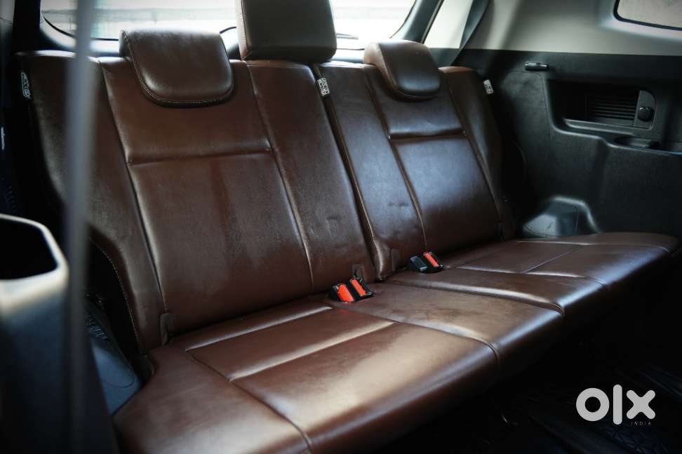 Toyota Innova Hycross 2.0 Zx Hybrid 7 Str, 2023, Petrol