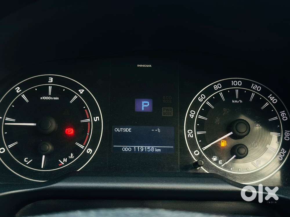 Toyota Innova Crysta 2.8 Gx At, 2016, Diesel