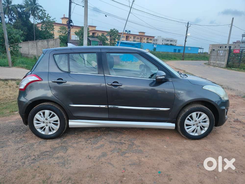 Maruti Suzuki Swift Zdi Plus, 2017, Diesel