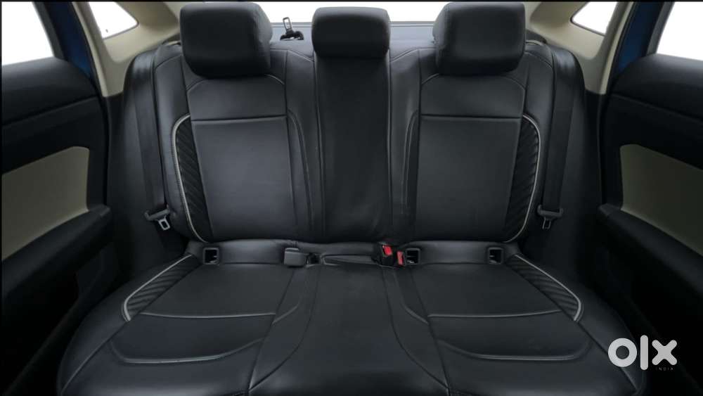 Skoda Slavia Active 1.0l Tsi Mt, 2022, Petrol