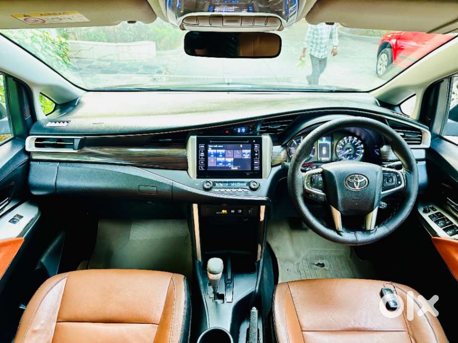 Toyota Innova Crysta 2.8z Automatic, 2018, Diesel