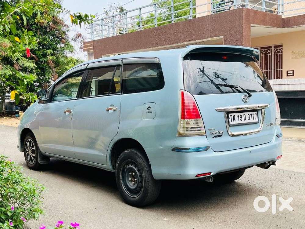 Toyota Innova 2009-2011 2.0 G4 Petrol 8-seater, 2011, Diesel