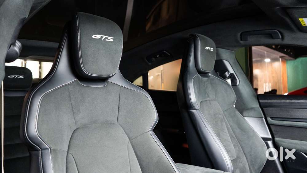Porsche Taycan Gts, 2023, Electric