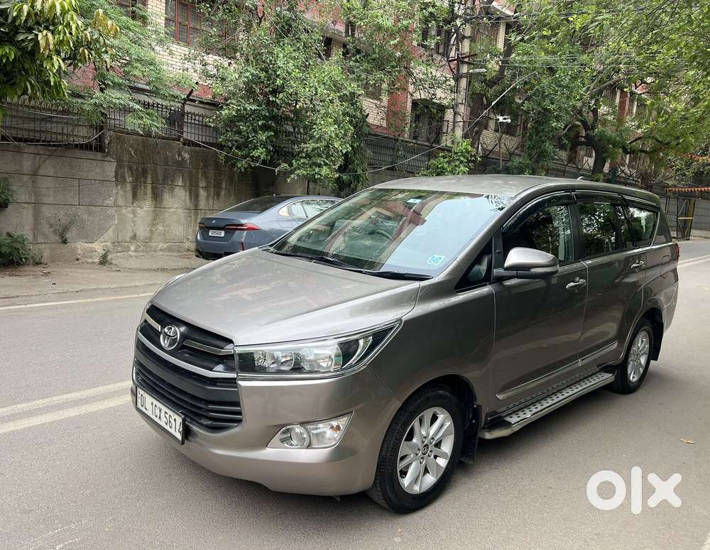 Toyota Innova Crysta