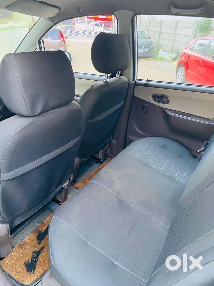 Maruti Suzuki Zen Estilo Lxi Bs Iv, 2009, Petrol