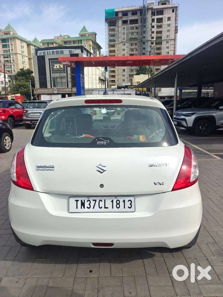 Maruti Suzuki Swift Lxi, 2015, Petrol