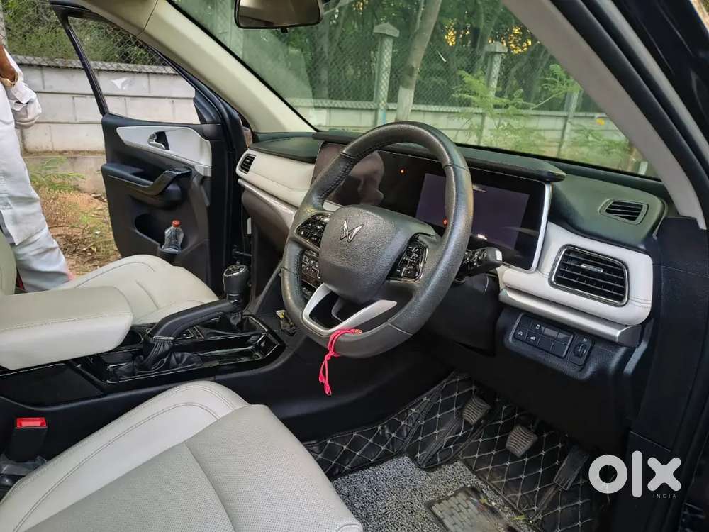 Mahindra Xuv700 2025 Diesel Good Condition