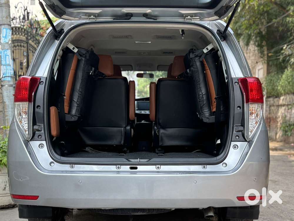 Toyota Innova Crysta [2020-ongoing] 2.4 Gx 7 Str, 2024, Diesel