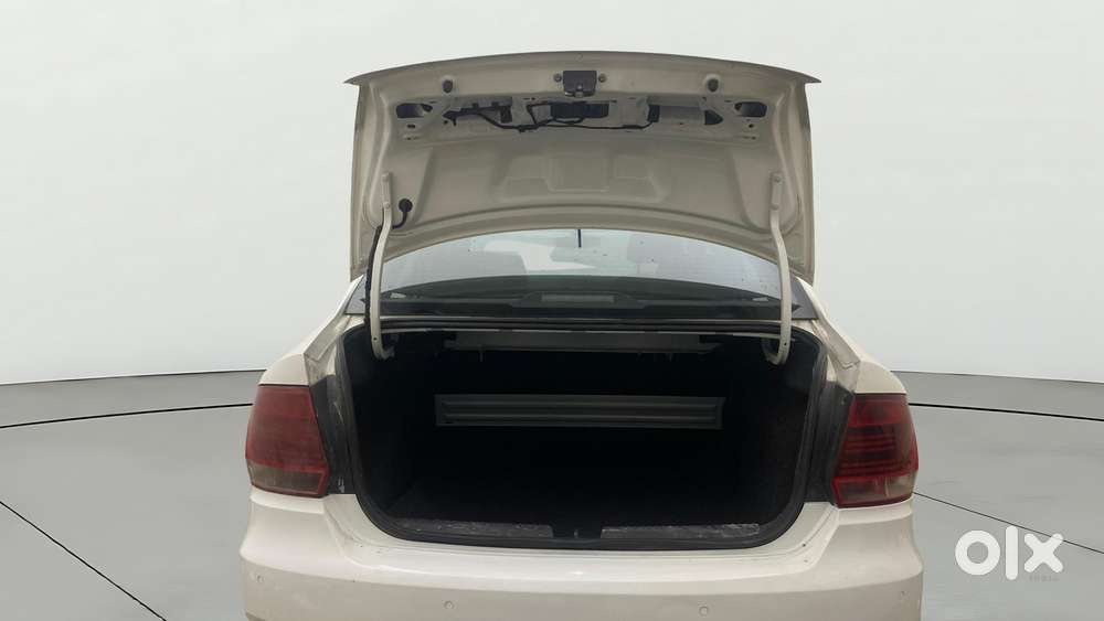 Volkswagen Vento 1.5 Highline Plus At 16 Alloy, 2017, Diesel