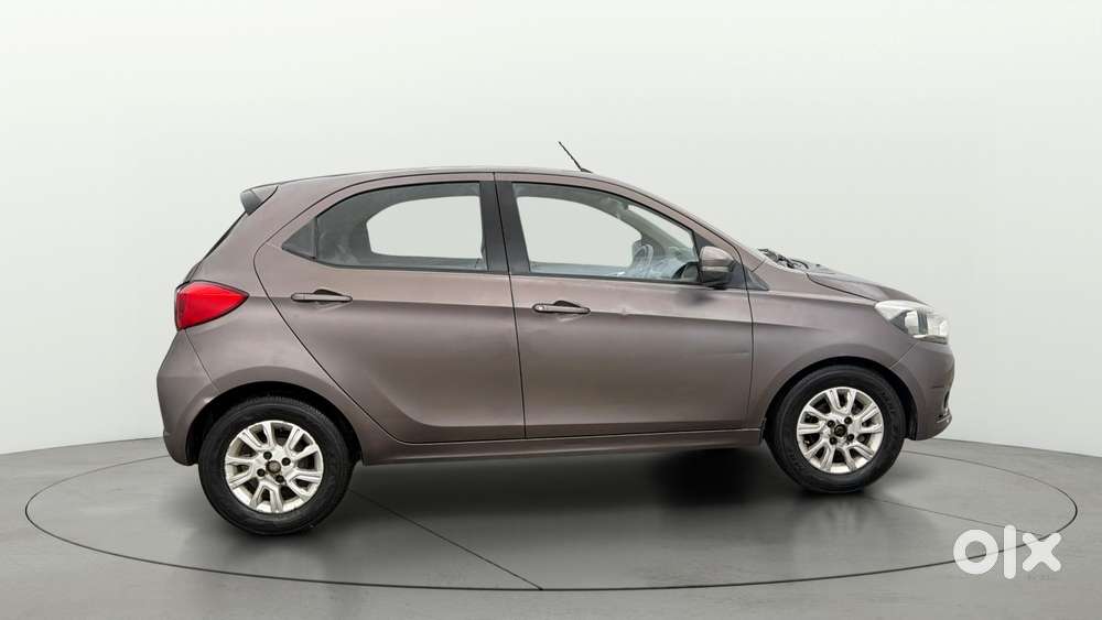 Tata Tiago 1.2 Revotron Xz, 2016, Petrol