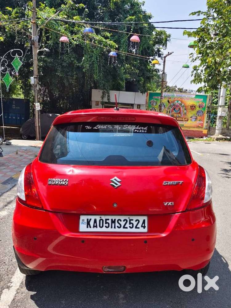 Maruti Suzuki Swift Vxi + Manual, 2015, Petrol
