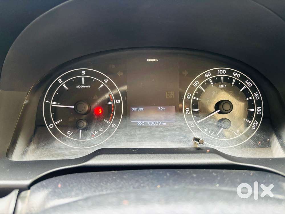 Toyota Innova Crysta 2.4 Gx Mt 8s, 2018, Diesel