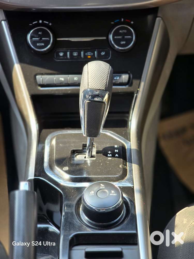 Tata Nexon 1.2 Revotron Xza Plus Dualtone, 2018, Diesel