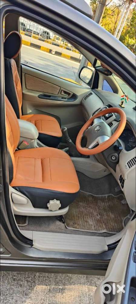 Toyota Innova 2.5 Z Diesel 7 Seater, 2012, Diesel