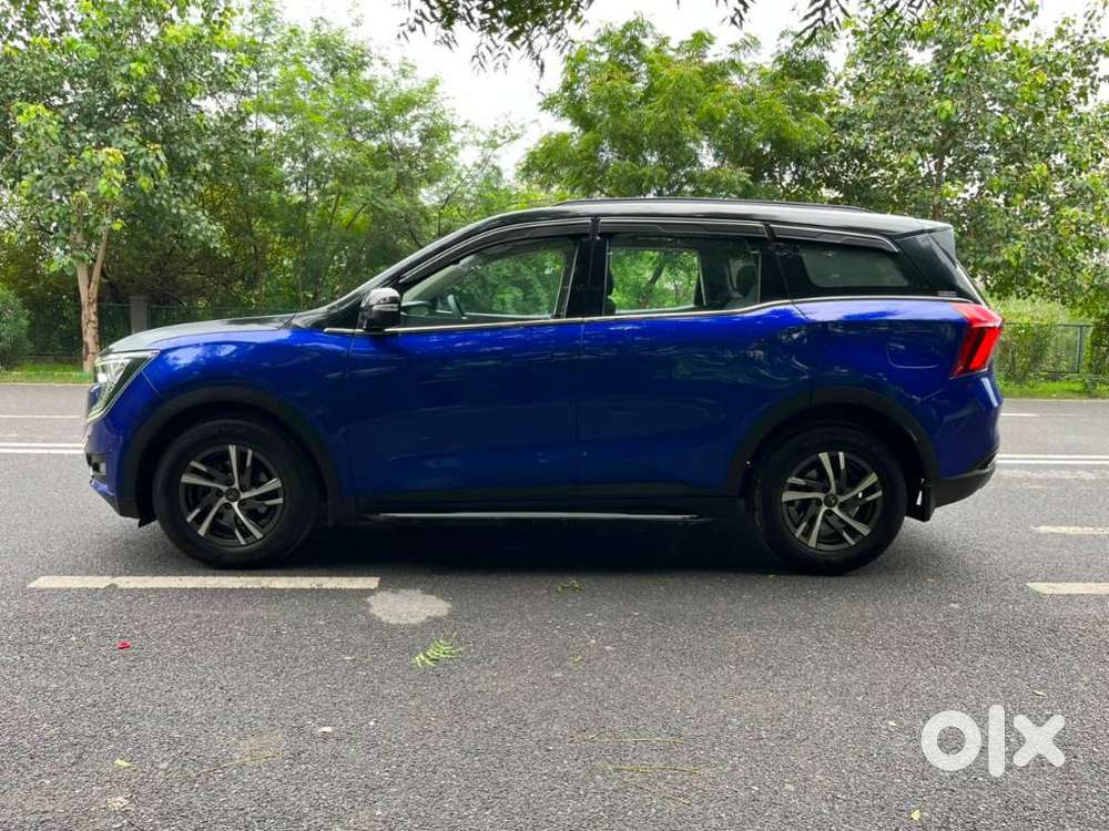 Mahindra Xuv700 2.0 Ax 5 Petrol At Str, 2023, Petrol
