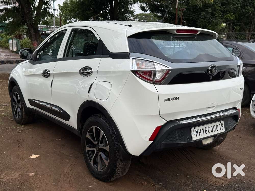 Tata Nexon 1.5 Revotorq Xma Amt, 2018, Petrol