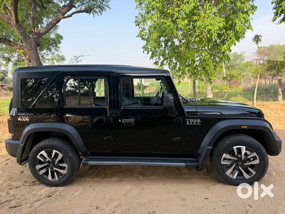 Mahindra Thar Roxx 2025