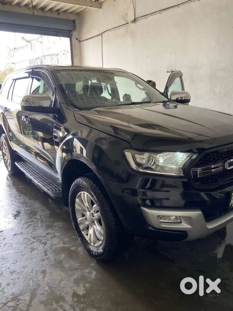 Ford Endeavour 2017